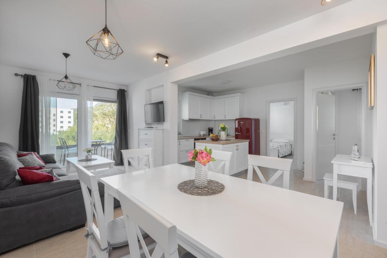 מאקרסקה Apartment Oseka מראה חיצוני תמונה