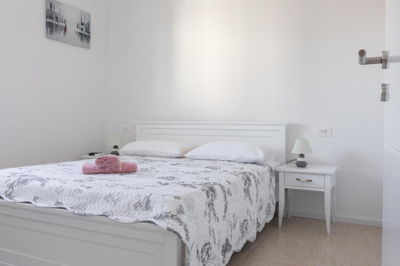 מאקרסקה Apartment Oseka מראה חיצוני תמונה